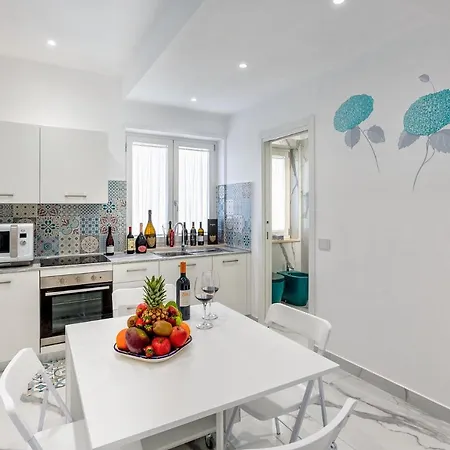 לינה וארוחת בוקר Maison Marienne סורנטו
