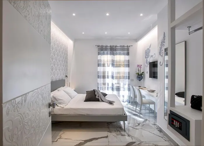 Maison Marienne Bed & Breakfast 4*